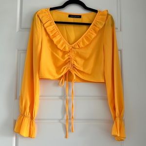 White Fox Cropped Ruffle Collar Top